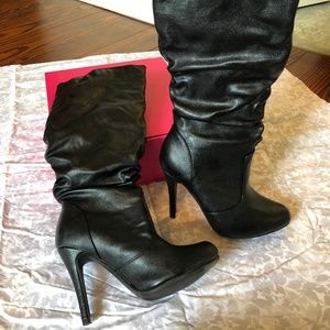Shoe Dazzle Boots